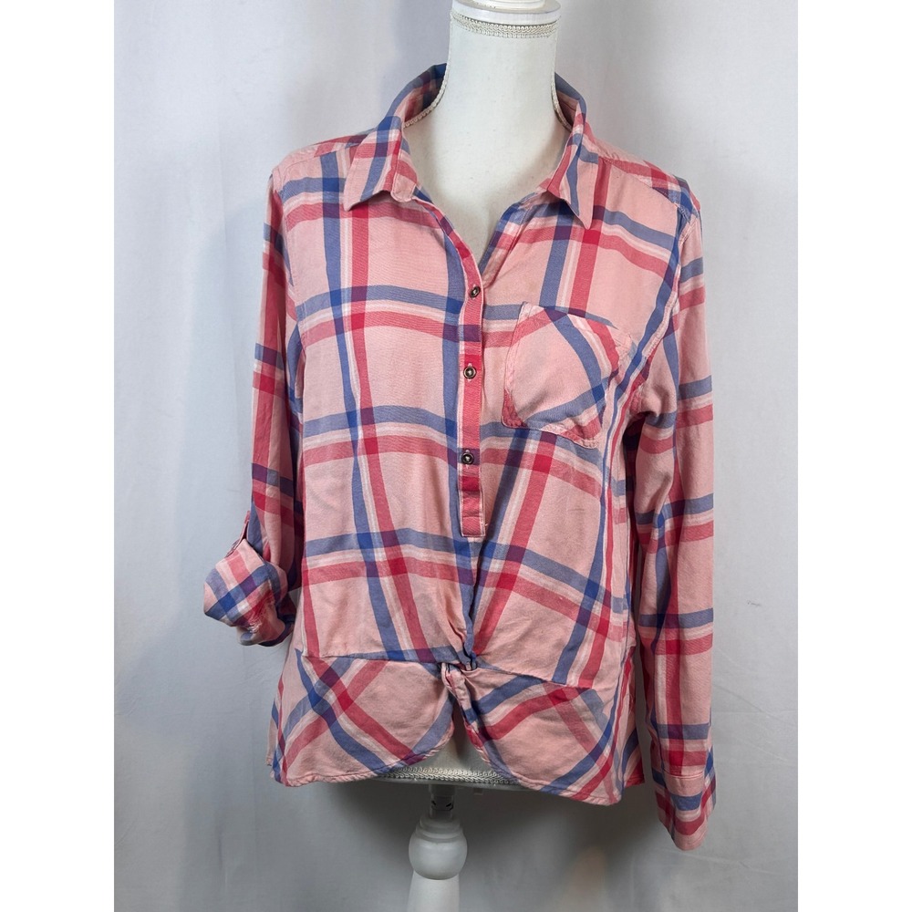 C&C California Plaid Shirt Women M PinkTwist Front Roll Tab Sleeve Soft Cozy